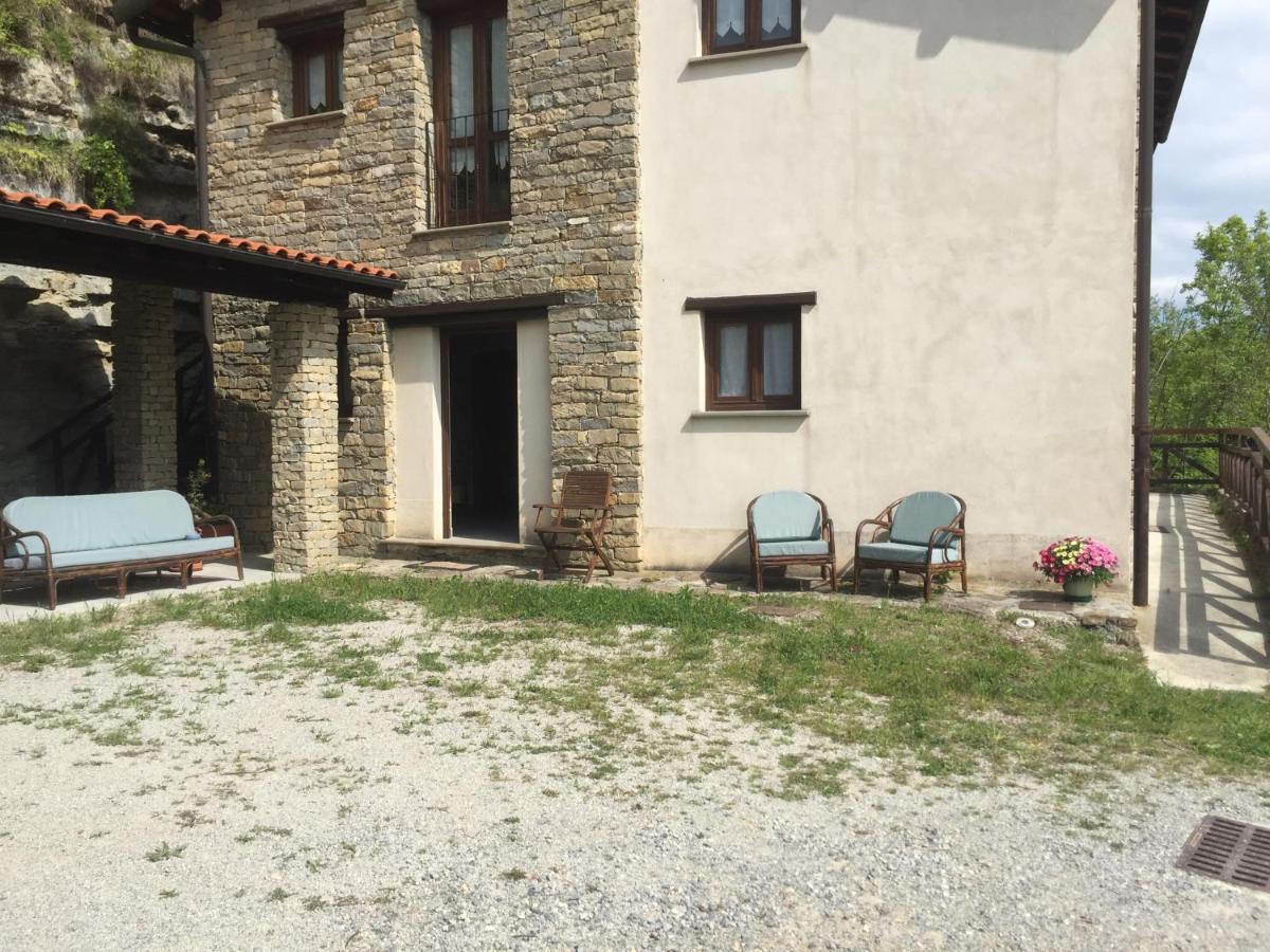 Residenza Cima Le Vigne Bed and Breakfast Millesimo Exterior foto